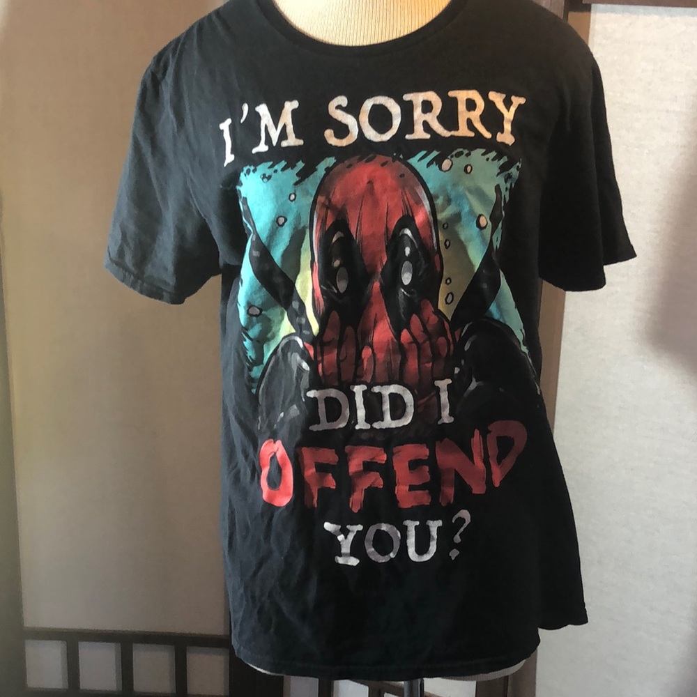Marvel Dead Pool t-shirt/ sz L black” I’M SORRY DID I OFFEND YOU?” Graphic